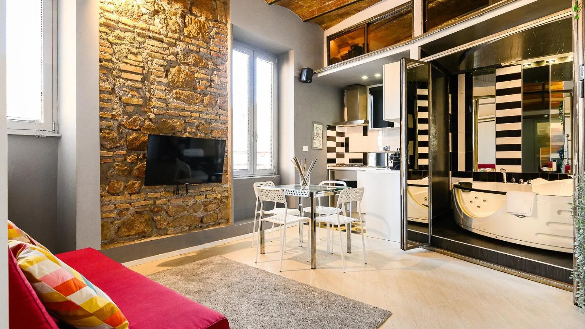 Stylish With Jacuzzi By Ndp Rent Apartment Rome